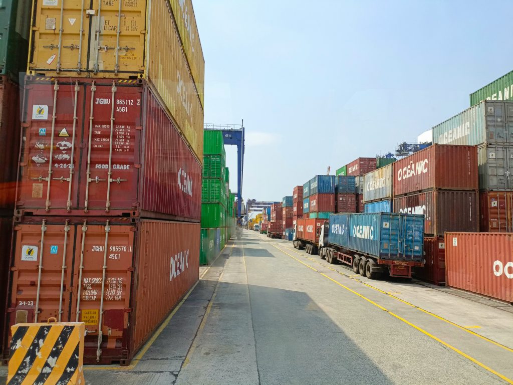 portcalls-asia-4qyYTr_NyFI-unsplash